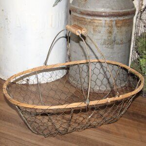 NEW Large Rustic Chicken Wire Farmhouse Storage Decor Basket